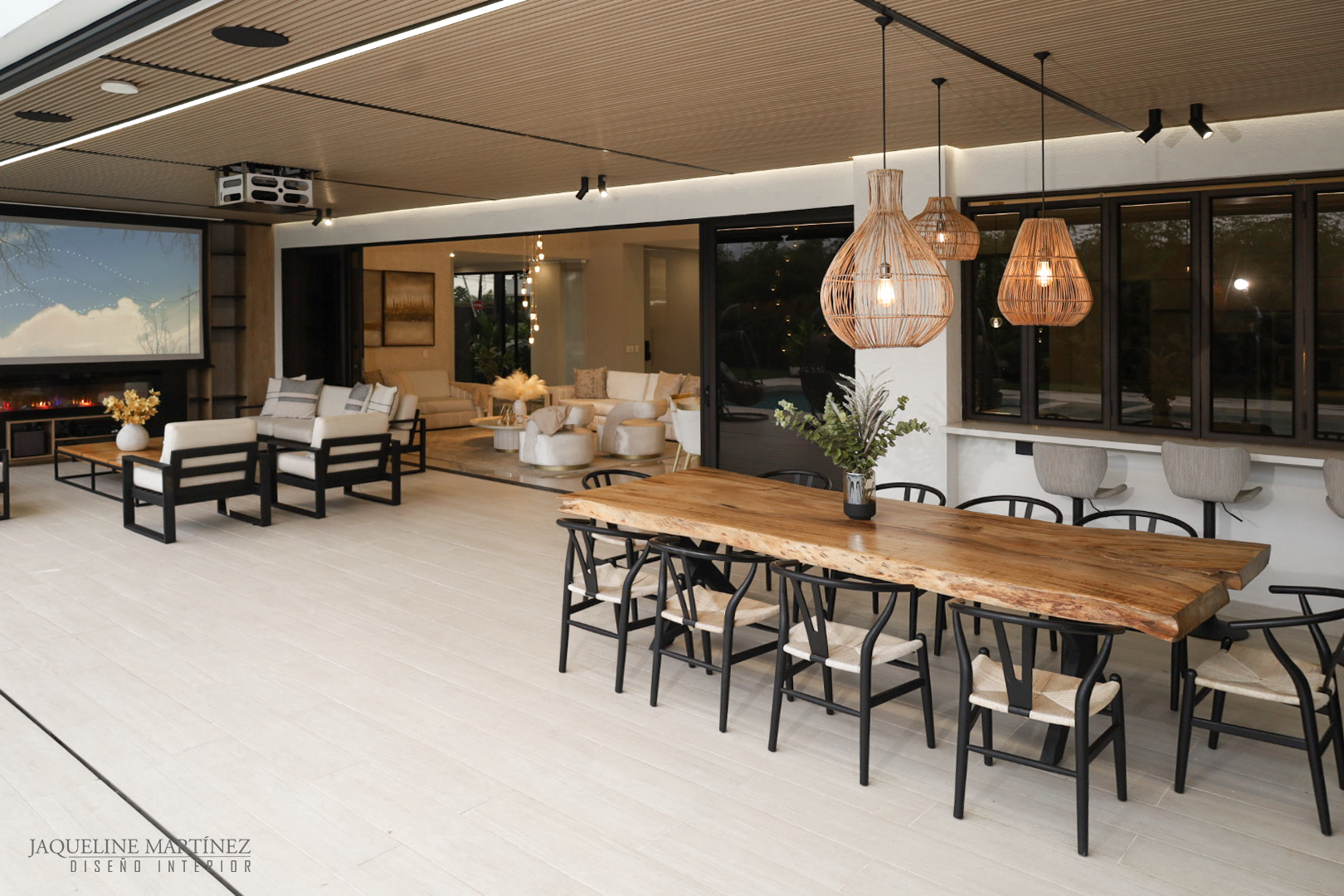 casa con muebles personalizados